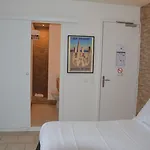 Le Castellamar 3* סן-מקסים