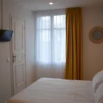Le Castellamar 3* Sainte-Maxime