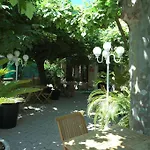 Le Castellamar