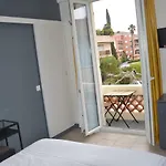 Le Castellamar מלון 3*