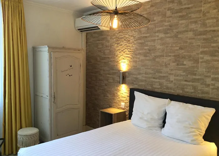 Le Castellamar 3* سانت ماكسيم