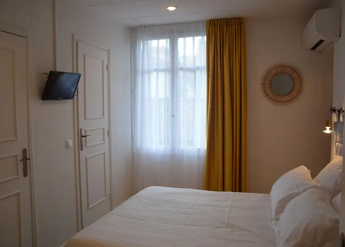 Le Castellamar 3* سانت ماكسيم