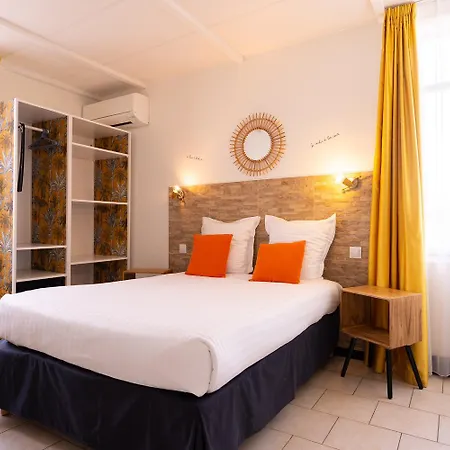 Готель Le Castellamar 3*