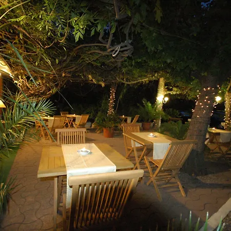 Hotel Le Castellamar 3*