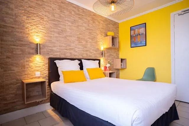 Le Castellamar Hotel