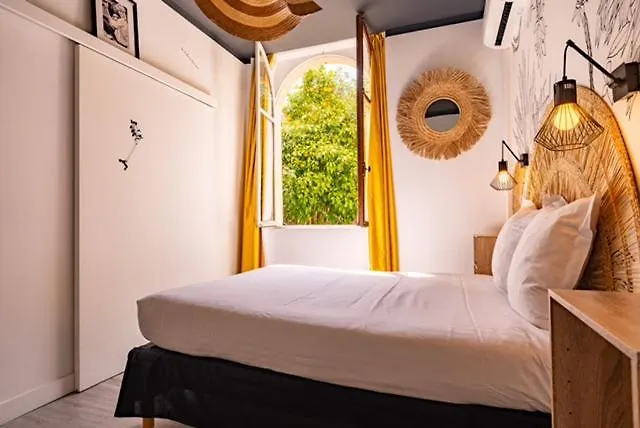 Le Castellamar 3* Sainte-Maxime